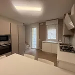 Spacious Near The Daire *