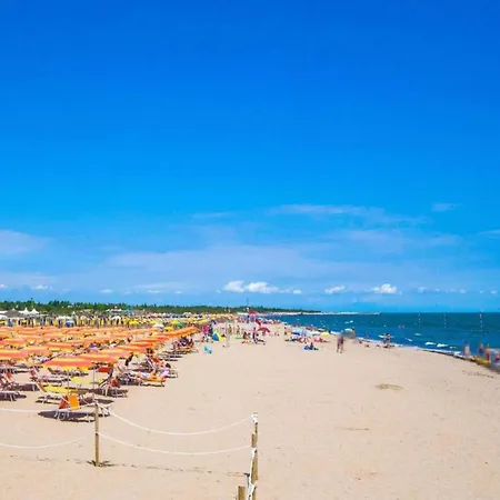Daire Spacious Near The Rosolina Mare